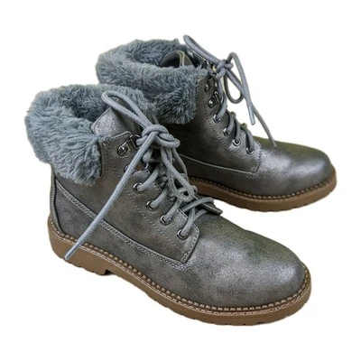 Esprit 女式切尔西靴时尚系带锡质银色柔软毛毛皮 8 码二手状况完好 — 第 1/4 张图片