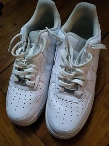 Nike Air Force 1 – dreifach weiß #CW2288-111 Herrengröße 8,5 - Bild 1 von 8