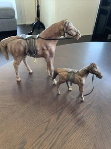 Vintage Pair Leather Wrapped Horse Statues Equestrian W/Saddles - Rare - Picture 1 of 7