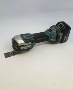 Makita DTM52 18V LXT Brushless Starlock Max Multi-Tool With 6.0Ah Battery - Picture 1 of 6