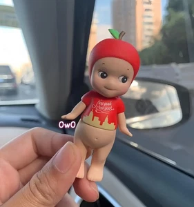 Authentic Sonny Angel in New York Big Apple Mini Figur Spielzeug🍎 - Bild 1 von 1