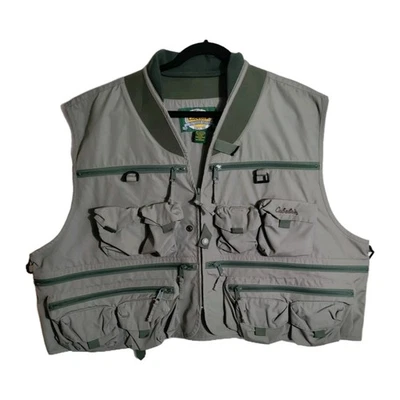 Cabelas Green Fishing Vest Mens 2XL - Image 1 of 4