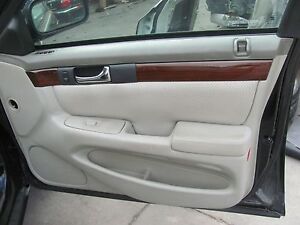 1998 1999 2000 01 02 2003 2004  CADILLAC SEVILLE RIGHT FRONT INTERIOR DOOR PANEL