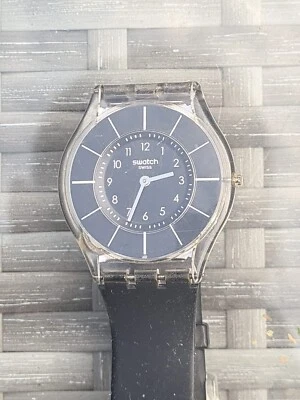 RELOJ RELOJ PIEL NEGRO CLASE SILICONA 34MM SFK361 - NECESITA BATERÍA NUEVA Foto 1 de 4