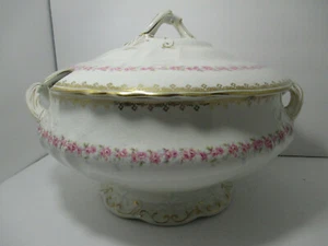 ANTIQUE ETRURIA MELLOR & CO SOUP TUREEN DAINTY ROSES LAVENDAR GOLD TRIM EUC - Picture 1 of 12
