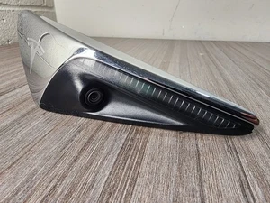 Señal de giro de cámara guardabarros izquierdo Tesla modelo 3 1125106-77-C - Imagen 1 de 8