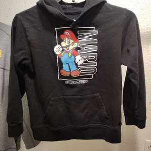 Super Mario Pullover Hoodie Black Boys Size 8 - Picture 1 of 5