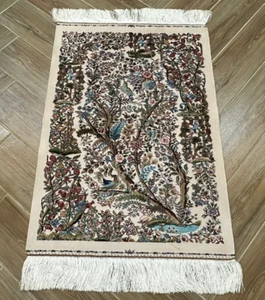 High Quality Silk Rug oriental Wall Hanging Pictorial Silk Rug Carpet 89 x 60 cm - Picture 1 of 12