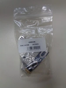 Neu im Karton Omron D4E-1A20N D4E1A20N Endschalter - Bild 1 von 5