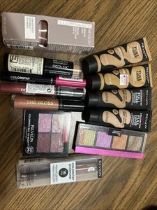 Lot Of REVLON Bundle Serum Foundation, Lipgloss Eyeshadow Palette 12 Pc - Picture 1 of 4