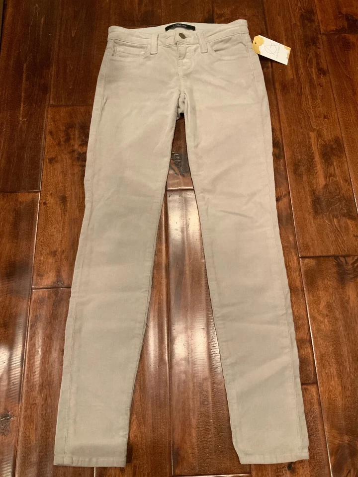 Pantalones de pana de ballena finos pierna ajustada gris claro marca J, talla 24 Foto 1 de 4