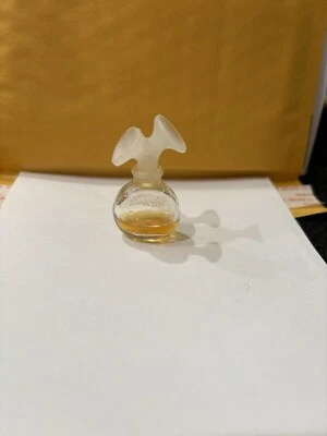 VTG Chloe PARFUM Mini Perfume 0.12 oz Calla Lilly Bottle Travel - Image 1 of 3