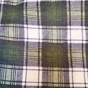 Flannel fabric plaid green and white 100% cotton 5 yards @ 45 inches wide - Picture 1 of 4