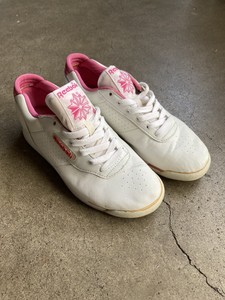 pink reeboks