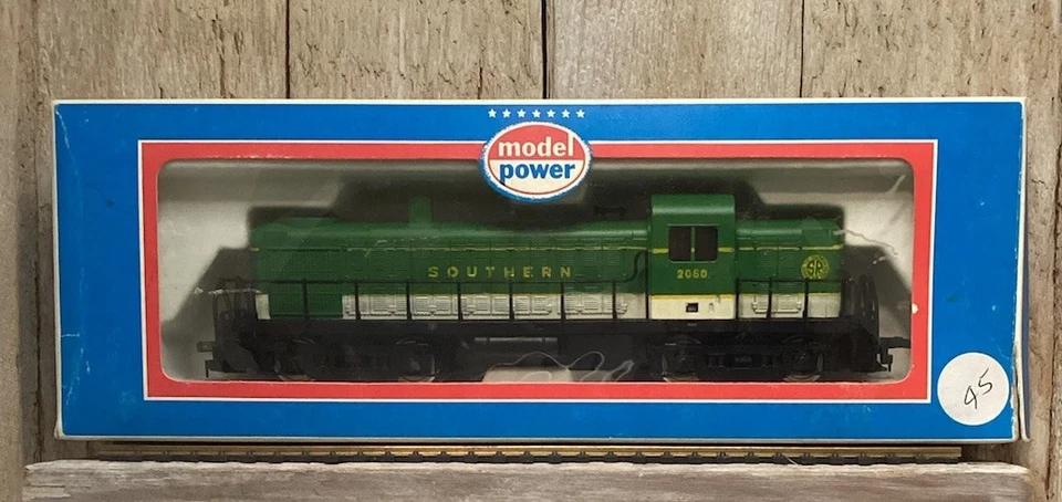 Model Power Locomotive Southern Alco RS-2 Disel HO Scale 6846 - Image 1 of 3
