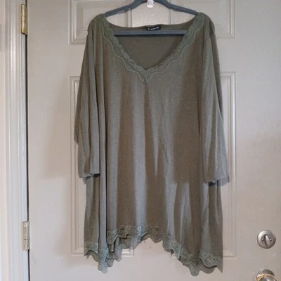 Lane Bryant 22/24 3/4 Sleeves Lace Accents V-neck Shirt- Top Woman  - Image 1 of 4