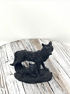 Lobo y cachorro artesanales hechos de carbón por artesanos de Kentucky - Imagen 1 de 6