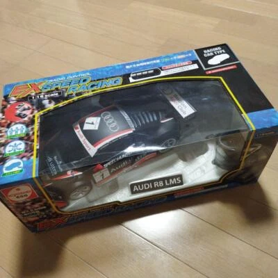 Kyosho Egg Speed Racing Scala 1/16 AUDI R8 LMS Nero R/C Auto Giocattolo Nuovo - Immagine 1 di 4