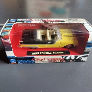 1955 PONTIAC Starchief. Diecast model car . City Cruiser Collection. Scale 1:43. - Picture 1 of 5
