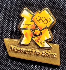 OLYMPISCHE FACKELLAUF LONDON 2012 MOMENT OT SHINE PIN - Bild 1 von 2