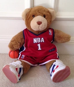 Build A Bear, 14" Bär, NBA Outfit, Trikot, Shorts, Schuhe, Basketball - EUC - Bild 1 von 7