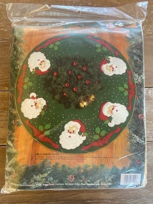 NEW Bucilla Santa Faces Tree Skirt Kit #83212 43" Felt Appliqué Christmas Craft  - Image 1 of 4