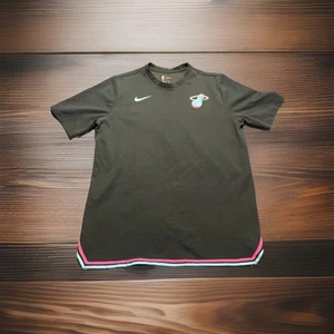Nike Miami Heat Vice City Short Sleeve Shirt Black, Aqua ,Pink Unisex Sz-XL - Picture 1 of 6