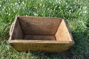 OLD ANTIQUES VINTAGE WOODEN IRISH DOUGH TROUGH /GARDEN PLANTER KITCHENALIA - Picture 1 of 5
