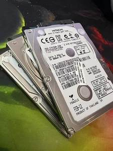 LOT OF QTY 3 320gb 2.5" Laptop SATA Replacement Hard Drives MIXED BRAND AS IS - Picture 1 of 1