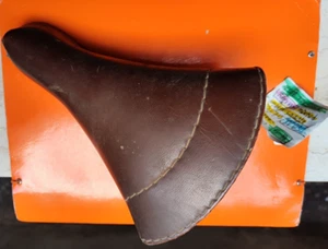 NOS VINTAGE FOR SPORTS BYCICLE SADDLE REGINA BRAND SELLA BICI VINTAGE - Picture 1 of 13