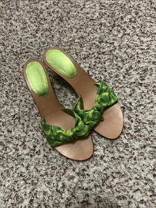 Sandali donna Coach misura 9,5 verde metallizzato logo CC Made in Italy ottime condizioni - Foto 1 di 7