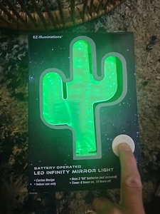 Night Light EZ-Illuminations 1Pc Multi-Color Cactus LED Neon Light - Picture 1 of 2