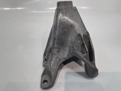 AUDI MODELO A5 2011- Montaje motor 8K0199307CB Foto 1 de 3