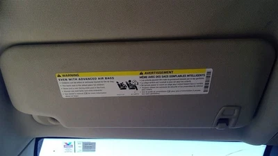 Parasol izquierdo para conductor compatible con 15-16 SRX  Foto 1 de 4