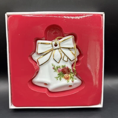 Enfeite de árvore de Natal vintage Royal Albert Old Country Roses sinos de porcelana  - Imagem 1 de 4