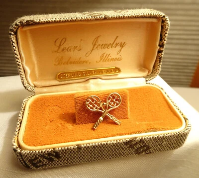 Raquetas de tenis pasador de corbata plata esterlina oro vermeil nuevo stock antiguo con caja Foto 1 de 2