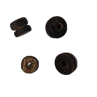 89-94 Geo Metro 1.0 3cyl AC Condenser Mounting Rubber Grommets Air Conditioning - Image 1 of 4