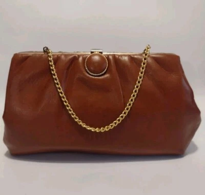 Винтажная сумка 1960-х коричневый кожаный клатч / ручная сумка золотая цепочка - Изображение 1 из 4