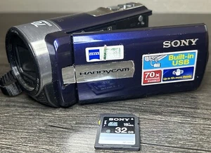*PLEASE READ* Sony HandyCam DCR-SX45 Video Camera Camcorder Blue w/ 32GB TESTED* - Picture 1 of 9