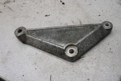 Kawasaki 750 CSR KZ750M 1982 reposapiés trasero izquierdo soporte c1-2931.fo Foto 1 de 4