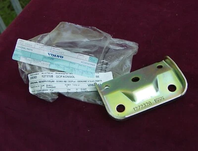 VOLVO  BRACKET for MANUAL TRANSMISSION  Round MOUNT OEM 1272320. - Image 1 of 4
