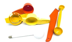 Vintage Tupperware assorted kitchen utensils tools gadgets 6 items - Picture 1 of 6