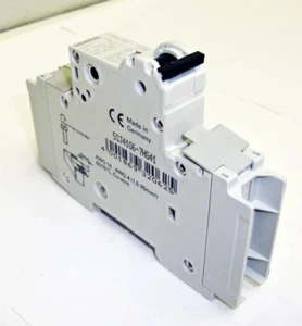 Siemens 5SJ4 106-7GH41 Miniature Circuit Breaker 6AMP 13109EL - Picture 1 of 2