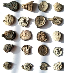 Sammlung Bleisiegel Warenmarken Bleiplomben Tuchsiegel mittelalterlich bis 18.Jh - Bild 1 von 5