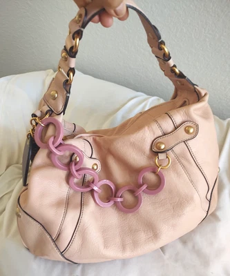 BOLSO HOBO GRANDE JUICY COUTURE Y2K CUERO ROSA CADENA AUDAZ ACENTO Foto 1 de 4