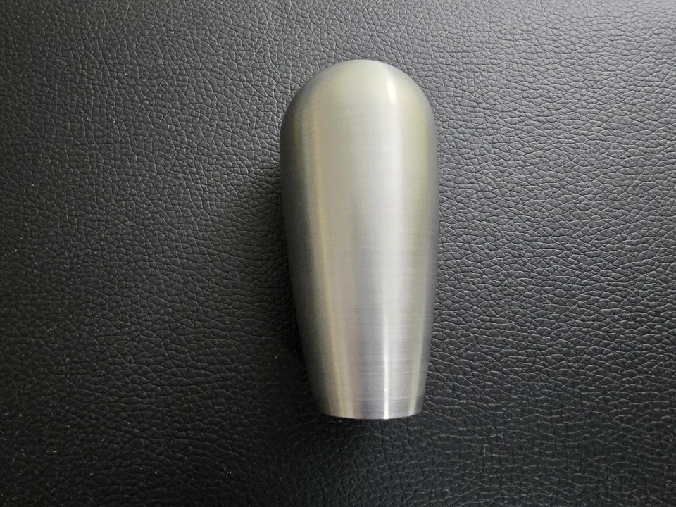 Empuñadura de pistola vudú muy rara perilla de cambio girada plateada 10 x 1,25 para Mazda Nissan Foto 1 de 3