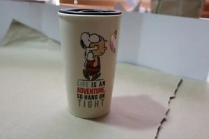 Snoopy Hallmark Peanuts Charlie Brown Life Is Adventure Reisebecher Deckel - Bild 1 von 3