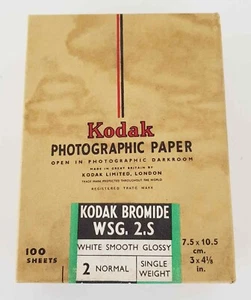 KODAK  Photographic Paper - 100 hojas de 7,5 x 10,5 cm - precintado - caducado - Picture 1 of 3