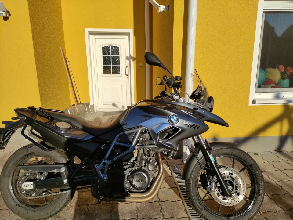 Motorrad - Bild 1 von 4