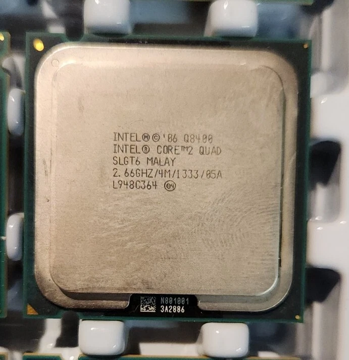 Intel Core 2 Quad Q8400 CPU SLGT6 2.66GHz 4MB 1333MHz Socket 775 Processor - Image 1 of 1